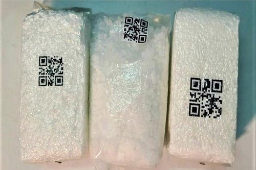 Tài xế taxi vận chuyển thuê 3kg ma túy ngụy trang trong túi trà