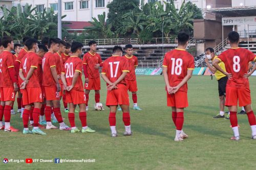 'Bão' COVID-19 tấn công, U23 Việt Nam bổ sung gấp cầu thủ từ quê nhà