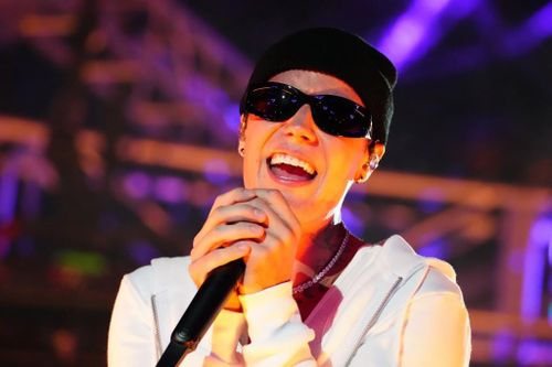 'Hoàng tử nhạc pop' Justin Bieber mắc COVID-19
