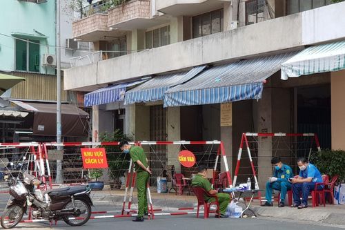 TPHCM lên tiếng về lệnh phong tỏa ổ dịch COVID-19