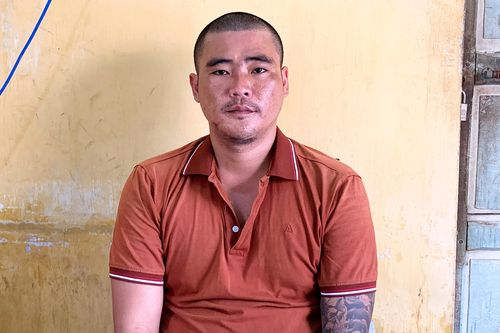 Khởi tố thanh niên nhậu say đánh chủ quán, gây thương tích cán bộ công an