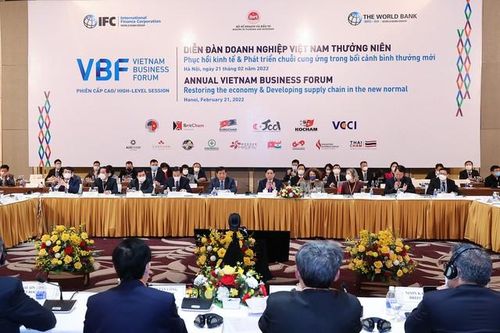 Khai mạc phiên cấp cao Diễn đàn Doanh nghiệp Việt Nam