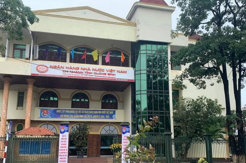9 cán bộ Ngân hàng Nhà nước tại Quảng Bình bị phê bình vì đi chơi, hát karaoke trong giờ làm việc