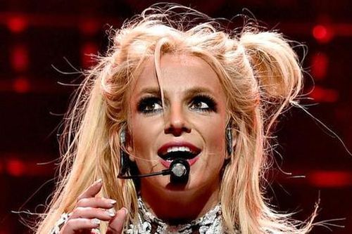 Britney Spears chốt đơn hợp đồng viết sách 15 triệu đôla, một lần kể hết bi kịch gia đình