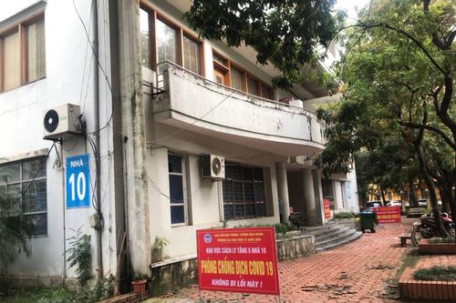 ĐH Kinh tế Quốc dân phản hồi vụ sinh viên than khổ khi học quốc phòng