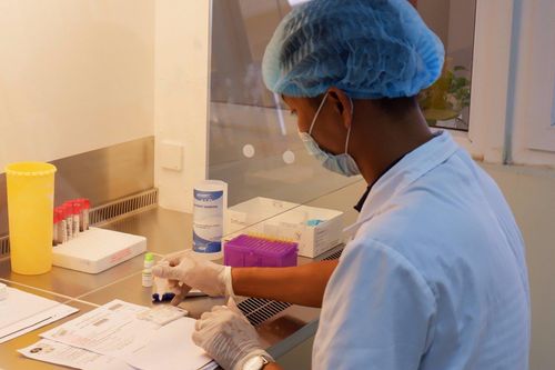 Biến chủng Omicron có thể đã lây lan ra cộng đồng ở Việt Nam