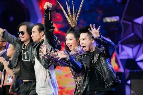 Dàn huấn luyện viên Rock Việt bỗng 'nổi loạn'