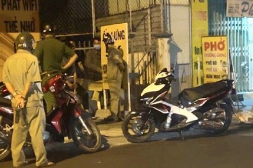 Nhóm thanh niên ra đầu thú sau khi truy sát 3 người thương vong