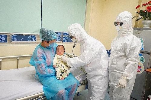 Hướng dẫn mới về chẩn đoán, điều trị Covid-19 ở trẻ em