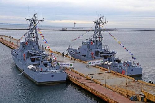 Căn cứ hải quân Ochakov đang được Ukraine xây dựng cho NATO bị phá hủy