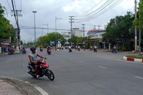 Bạc Liêu bỏ quy định người chưa tiêm đủ liều vắc xin không được ra đường