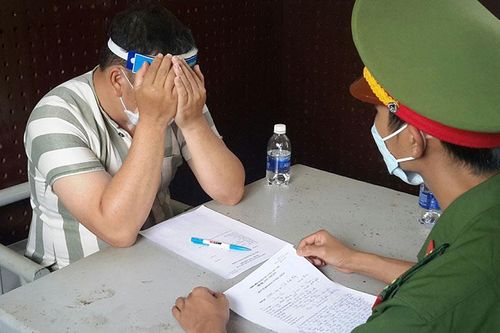 Bắt người đàn ông nhận hơn 800 triệu đồng chạy án