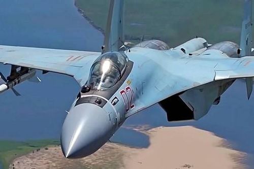 Báo Mỹ phân tích lợi thế của tiêm kích Su-35 so với F-22