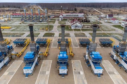'Trạm xăng và kho mỳ của thế giới' đóng cửa vì xung đột Nga - Ukraine
