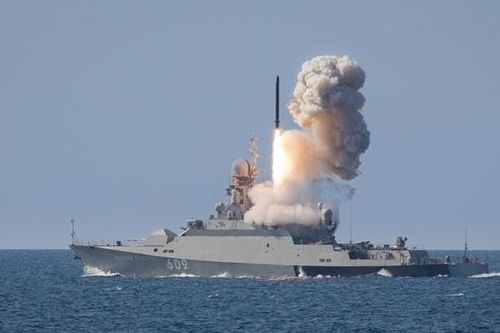 Hé lộ dàn vũ khí Nga dùng để 'san phẳng' cơ sở quân sự Ukraine
