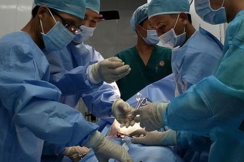 Kỳ tích những ca phẫu thuật cứu người trên quần đảo Trường Sa