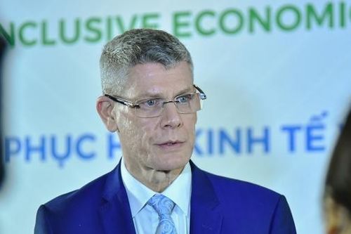 Chuyên gia UNDP: Không đánh đổi giữa kinh tế, môi trường, và sức khỏe, mà để chúng tương trợ nhau