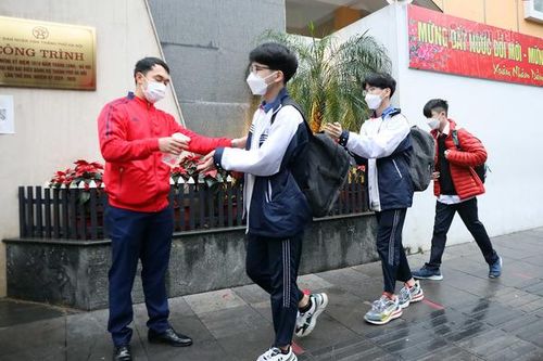Hà Nội: Phụ huynh ủng hộ học trực tiếp cuối cùng cũng muốn 'quay xe'?