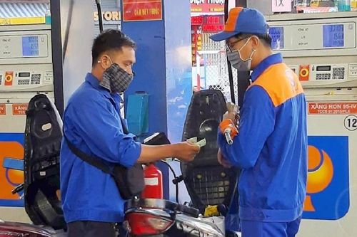 Quỹ bình ổn giá xăng dầu còn dư gần 900 tỷ đồng
