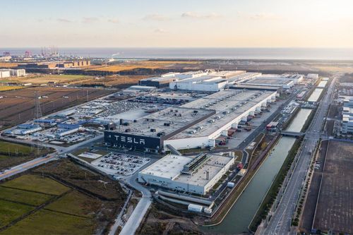 Tesla xây dựng nhà máy xe điện thứ hai tại Trung Quốc