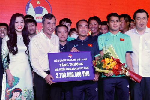 U23 Việt Nam nhận thưởng 2,7 tỷ đồng trong lễ mừng công