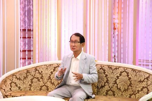 Nhạc sĩ Đài Phương Trang hé lộ uẩn khúc đằng sau bài hát nổi tiếng 'Hoa mười giờ'