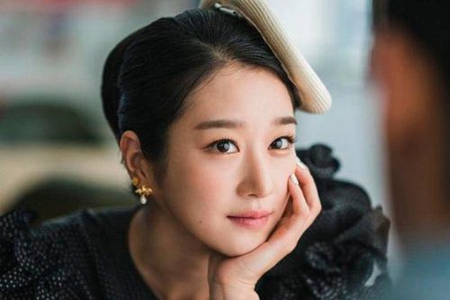 Seo Ye Ji xin lỗi sau 10 tháng im ắng vì scandal điều khiển bạn trai cũ