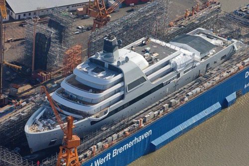 Ông chủ CLB Chelsea mua siêu du thuyền Solaris giá 576,5 triệu USD