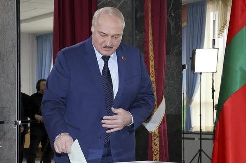 Cải cách hiến pháp Belarus: Đa số cử tri ủng hộ, sẽ cho phép bố trí vũ khí hạt nhân trở lại?