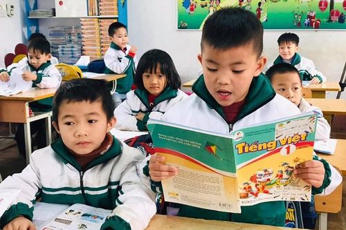 Chuyên gia ngôn ngữ lên tiếng về SGK Tiếng Việt 1 không dạy âm 'P'