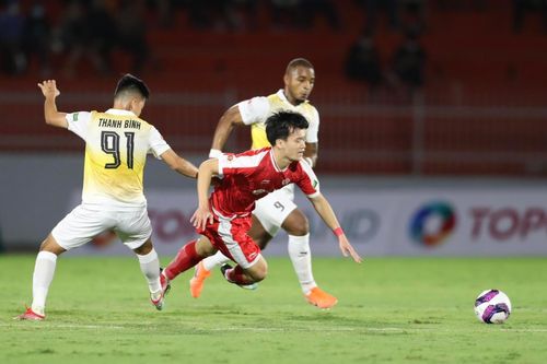CLB Hà Nội tiếp tục được nghỉ đá vòng 2 V-League vì COVID-19