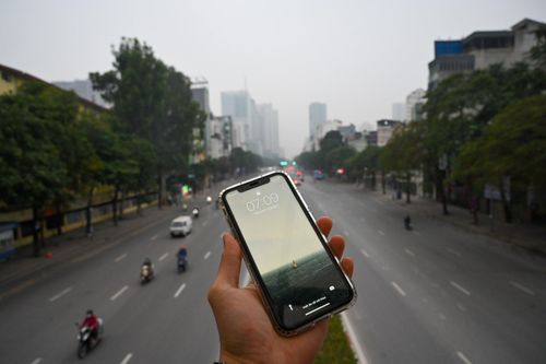 Đường phố Hà Nội vắng vẻ những ngày số ca F0 liên tục lập đỉnh