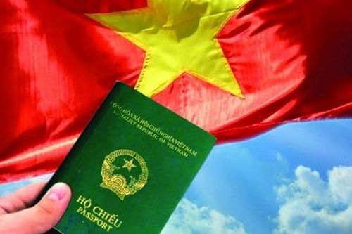 Thủ tướng yêu cầu sẵn sàng đưa công dân từ Ukraine về nước