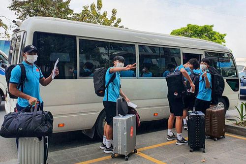 11 thành viên U23 Việt Nam khỏi Covid-19 đã về nước