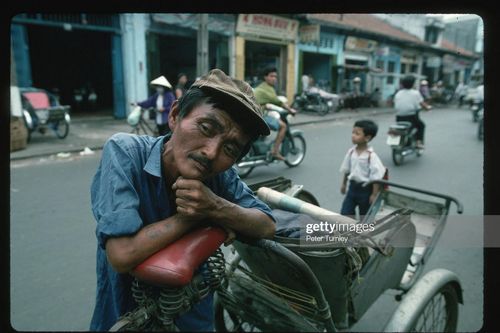Ảnh độc: Giao thông ở TP. HCM năm 1994 qua ống kính Peter Turnley