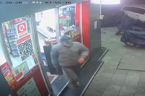 Truy tìm đối tượng dùng dao đe dọa nhân viên cửa hàng tiện lợi Circle K