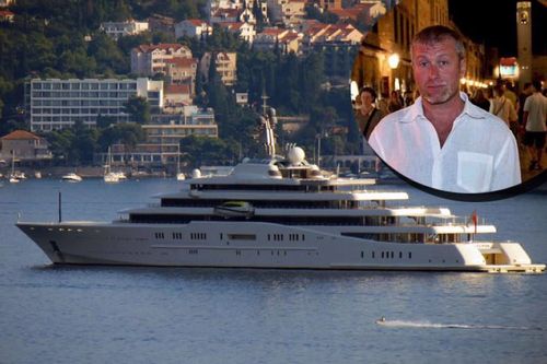 Tài sản của tỷ phú bóng đá Roman Abramovich cao gấp 200 nghìn lần thu nhập trung bình của một gia đình Mỹ