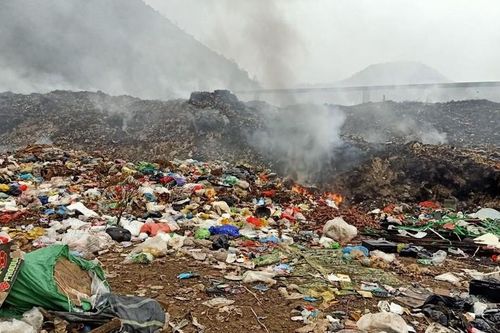 Mâu thuẫn tại bãi rác, 1 người nghi bị sát hại