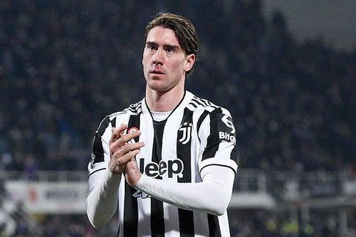 Juventus thắng Fiorentina bằng bàn phản lưới ở phút 90+1