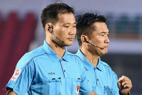 Trọng tài trận Hải Phòng - Nam Định bị phê bình