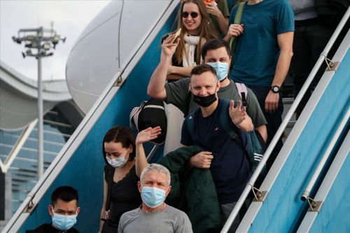 Lo khách hủy tua vì khủng hoảng tại Ukraine