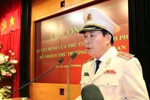 Hai thứ trưởng Bộ Công an chuyển giao chức danh tư pháp