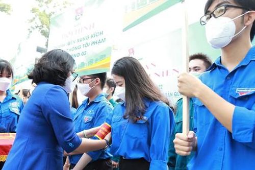 Tuổi trẻ Công an TPHCM ra quân Tháng Thanh niên
