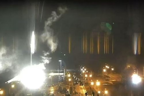 Cháy nhà máy điện hạt nhân Zaporizhzhia: Ukraine-IAEA lên tiếng khẩn, Tổng thống Mỹ gọi sang Kiev