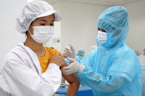 F0 gia tăng, doanh nghiệp tìm mọi cách xoay xở vì thiếu lao động