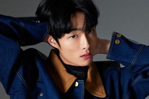 Yoon Chan Young (All Of Us Are Dead) không còn tơi tả, vừa điển trai lại thời thượng