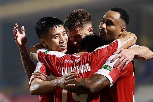 CLB Viettel trở lại ngôi đầu V.League 2022