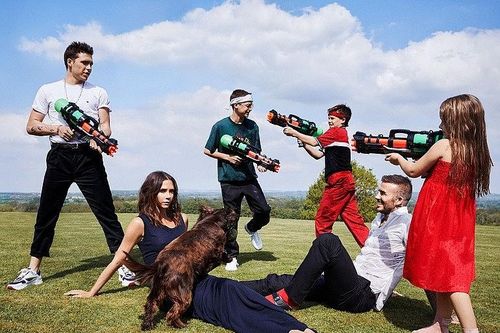 Vợ chồng David Beckham tiết lộ bí quyết nuôi dạy con