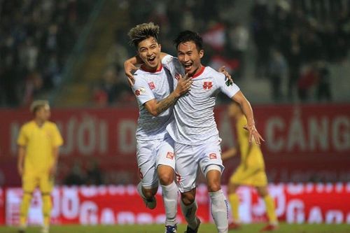 Hải Phòng lên đỉnh V.League trong ngày Lạch Tray mở hội