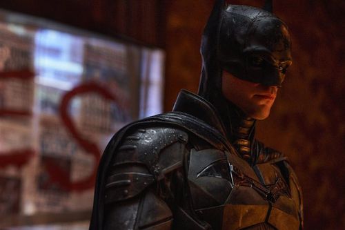 Mặc kệ la ó vì thời lượng quá dài, The Batman vẫn lập kỷ lục phòng vé, doanh thu mang về gây sốc